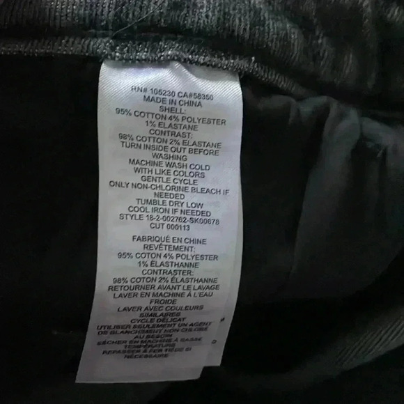 Current/ Elliot stretch color, black denim skirt with pockets 29 - Picture 4 of 5